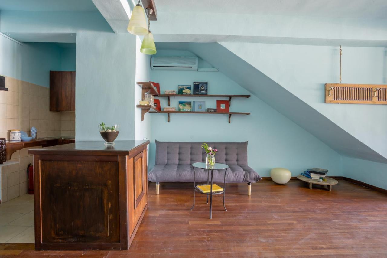Out Of The Blue Apartment Нидри Экстерьер фото